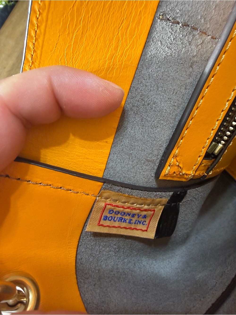 Dooney & Bourke Emerson Michaela Taupe Leather Crossbody Luxury Bag Purse - Picture 7 of 8